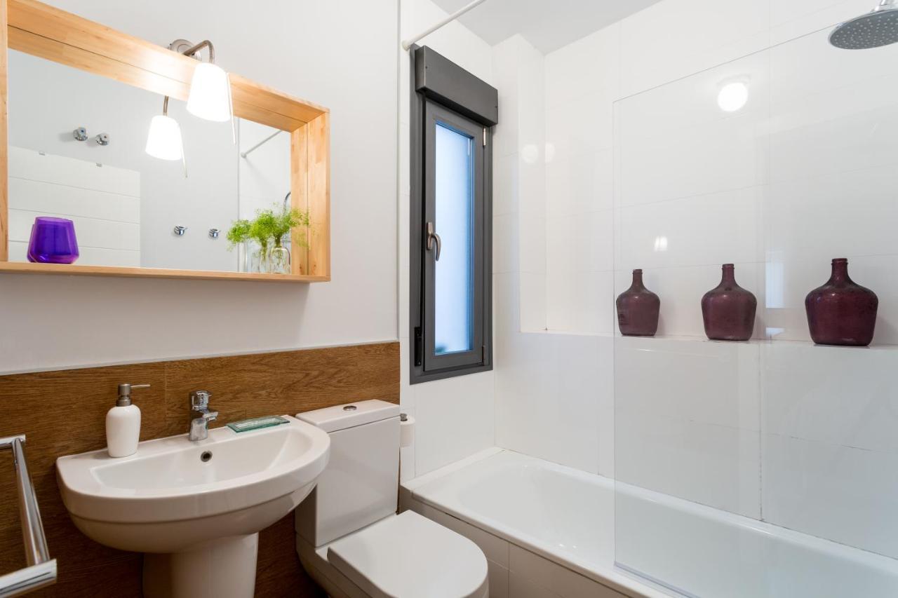 Apartamentos Rg Alameda De Hercules Sevilla Bagian luar foto