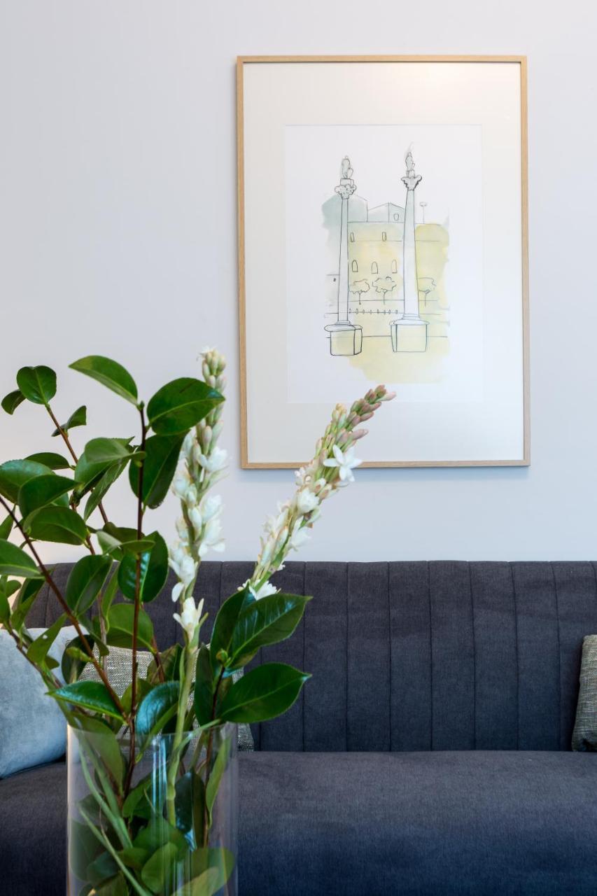 Apartamentos Rg Alameda De Hercules Sevilla Bagian luar foto