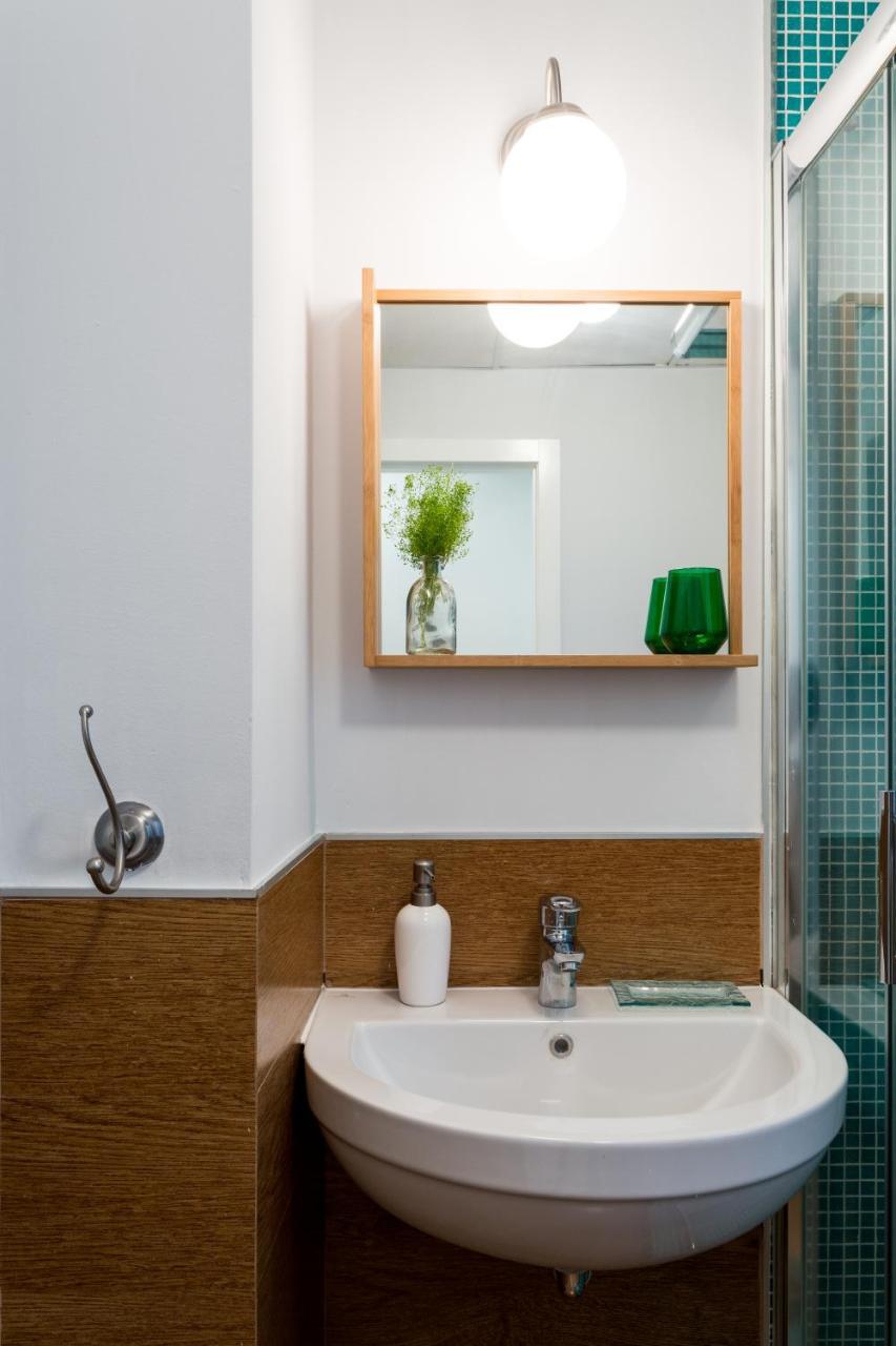 Apartamentos Rg Alameda De Hercules Sevilla Bagian luar foto
