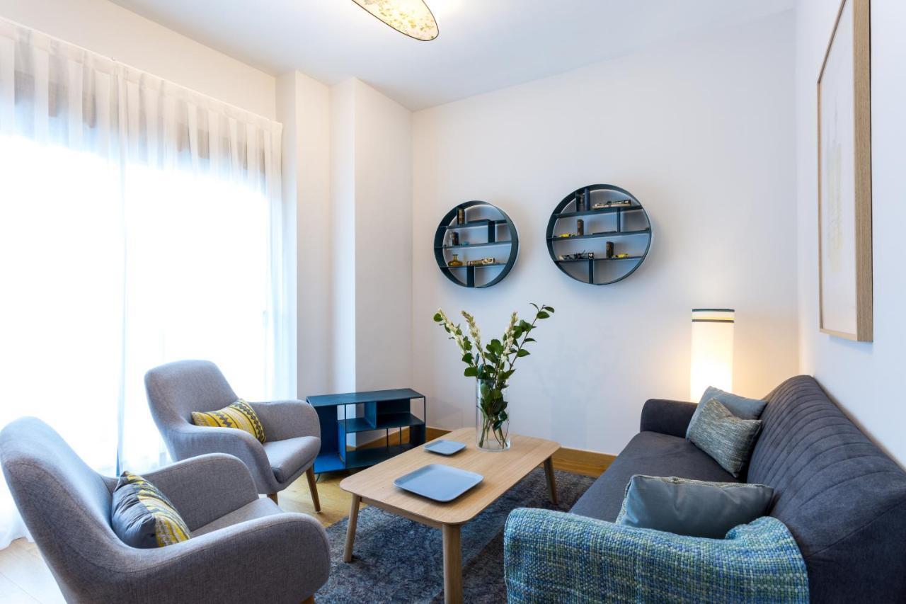 Apartamentos Rg Alameda De Hercules Sevilla Bagian luar foto