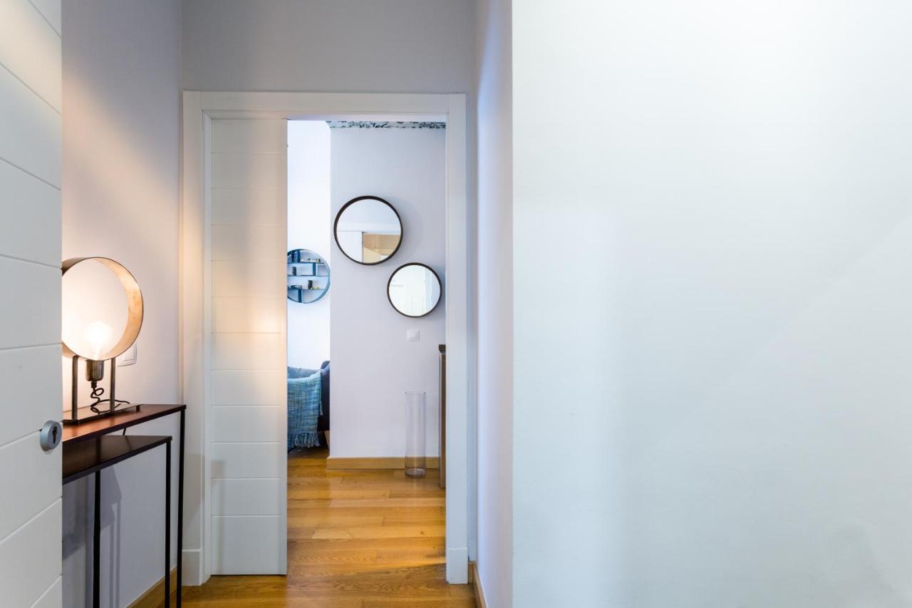 Apartamentos Rg Alameda De Hercules Sevilla Bagian luar foto